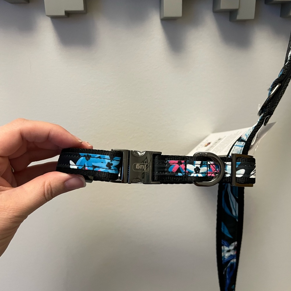 Lug Dog Collar & Leash in “Hibiscus Multi”